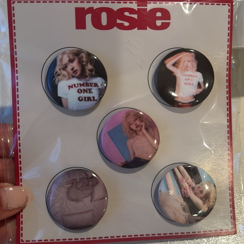 BLACKPINK ROSIE ROSE APT Pins lot - Picture 2 of 8